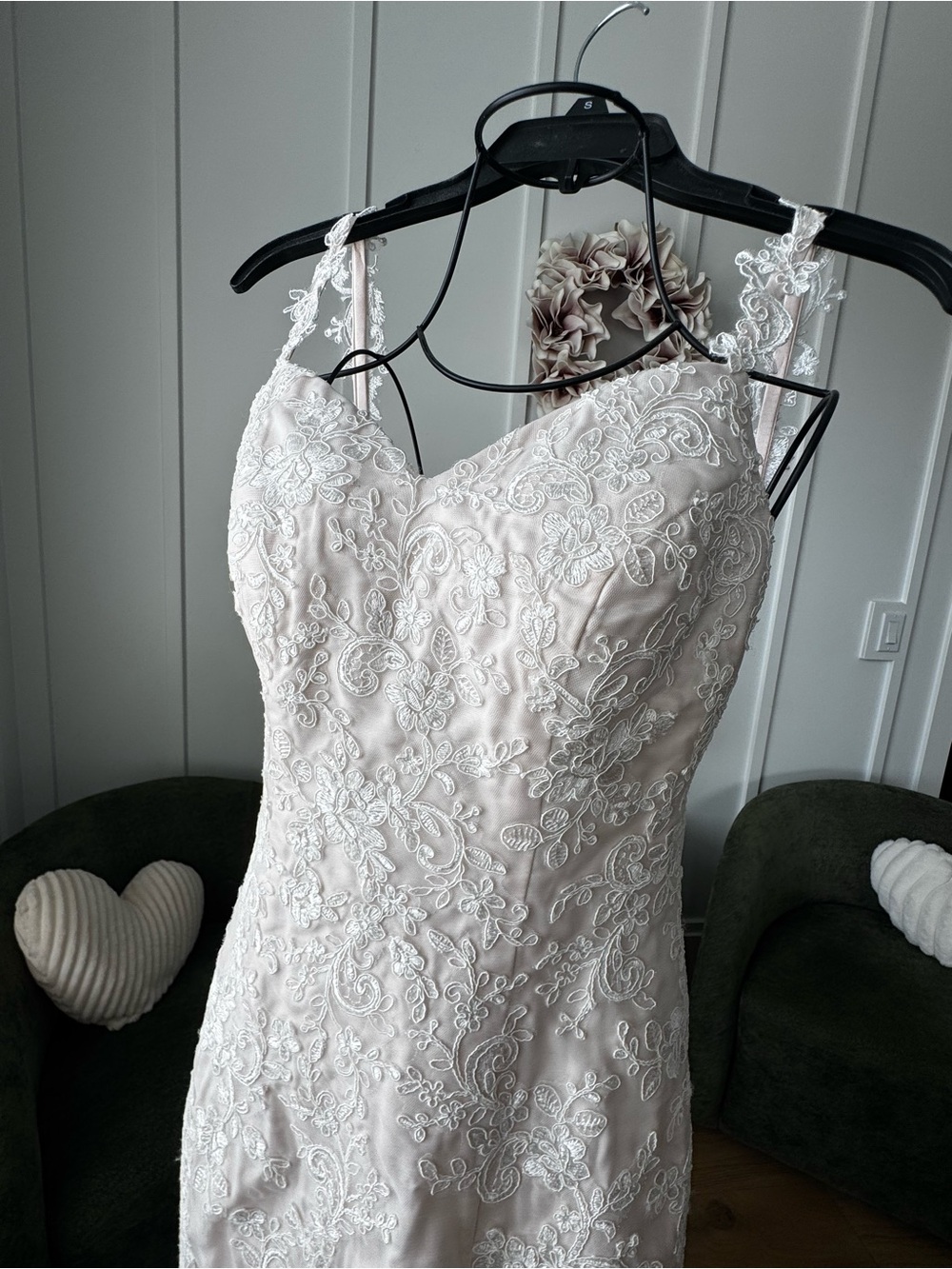 Ivory Blush Lace Wedding Dress Bridal Gown with Train – Designer Inspired NWT